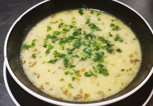 Soupe blanche au vermicelles