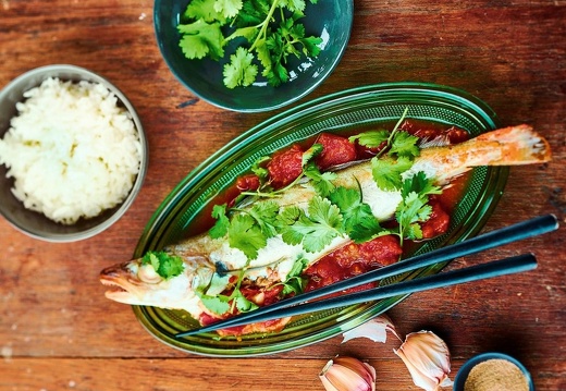 Merlan à la tomate à la vietnamienne