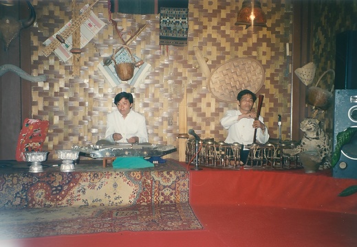 Ventiane (1101 visites) Repas en soirée avec chants et danses lao Ventiane